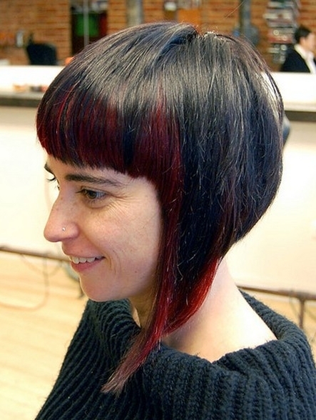 asymetryczne fryzury krótkie uczesanie damskie zdjęcie numer 16A